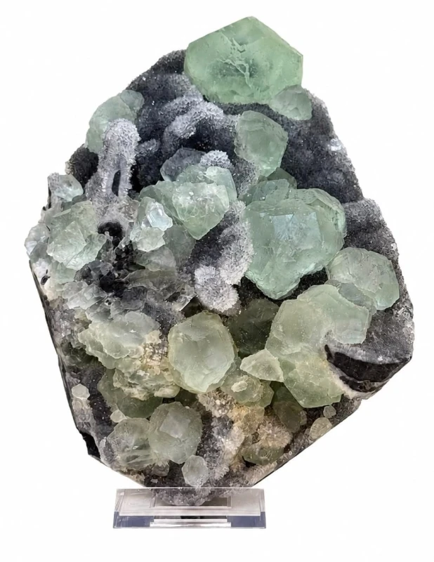 FLUORYT 2,8 KG – NATURALNY SUROWY OKAZ – ZIELONE KRYSZTAŁY NA MACIERZY 10.jpeg