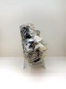 SNOW QUARTZ 2,3 KG – NATURALNY OKAZ – KWARC – ARSENOPIRYT, BOULANGERIT 1.jpeg