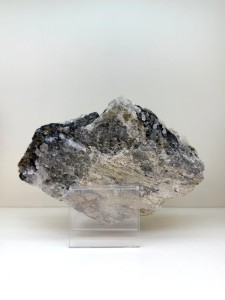 SNOW QUARTZ 2,3 KG – NATURALNY OKAZ – KWARC – ARSENOPIRYT, BOULANGERIT 2.jpeg