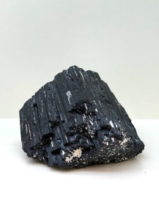CZARNY TURMALIN 1,8 KG – NATURALNY SUROWY OKAZ – AFGANISTAN.jpeg