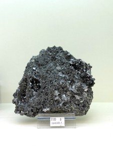 HEMATYT 1,4 KG – NATURALNY OKAZ – METALICZNY – RUMUNIA.jpeg