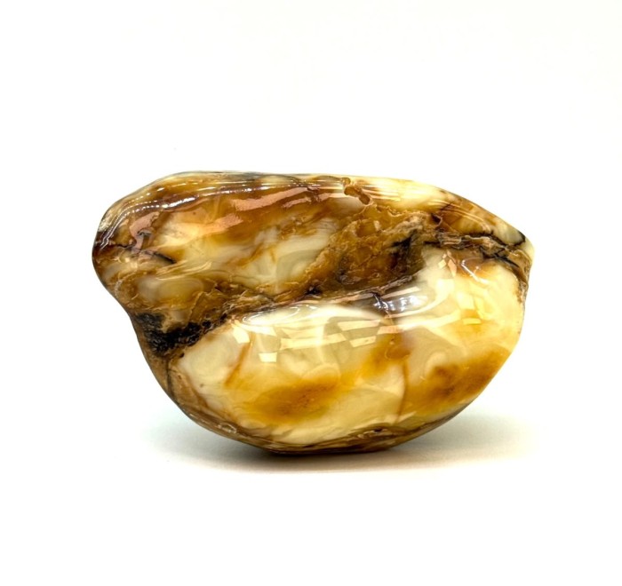BURSZTYN 145,99 G – NATURALNY OKAZ – POLSKA – UNIKATOWA FORMA 4.jpeg