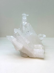 KRYSZTAŁ GÓRSKI 1,5 KG – NATURALNA SZCZOTKA KRYSTALICZNA Z PERU 4.jpeg