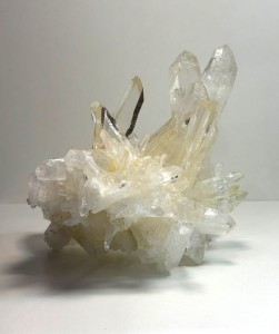 KRYSZTAŁ GÓRSKI 3,1 KG – NATURALNY OKAZ KOLEKCJONERSKI Z PERU 3.jpeg